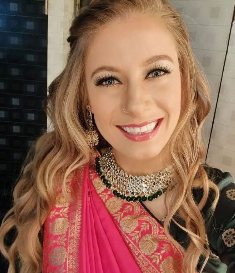 Vote for Aparna Mulberry Bigg Boss Malayalam Season 4